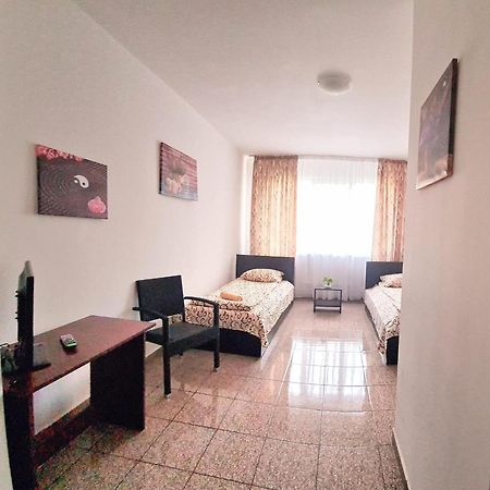 Casa Dobrescu Centura De Nord Hotel Craiova Buitenkant foto