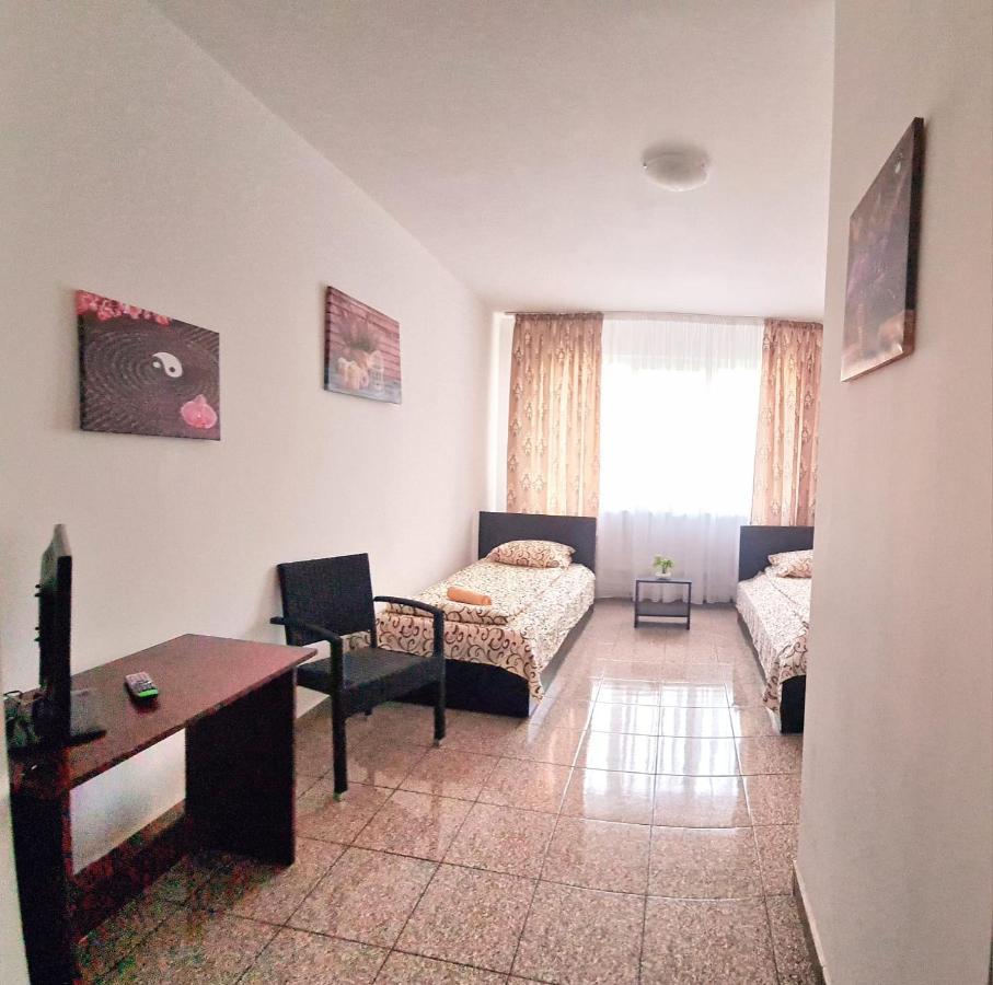Casa Dobrescu Centura De Nord Hotel Craiova Buitenkant foto