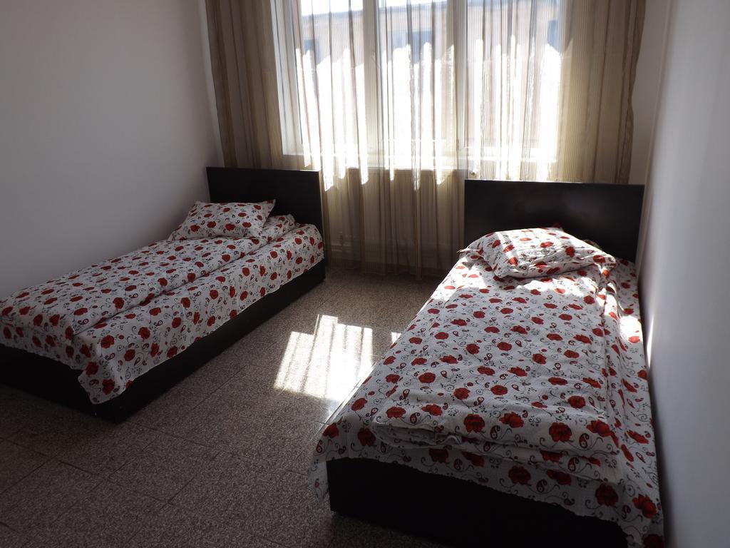 Casa Dobrescu Centura De Nord Hotel Craiova Buitenkant foto